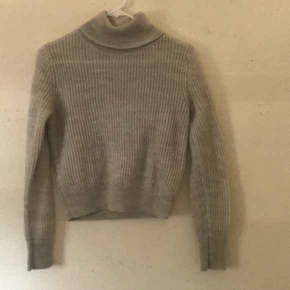 Brandy Melville Sweaters - BRANDY MELVILLE TURTLENECK